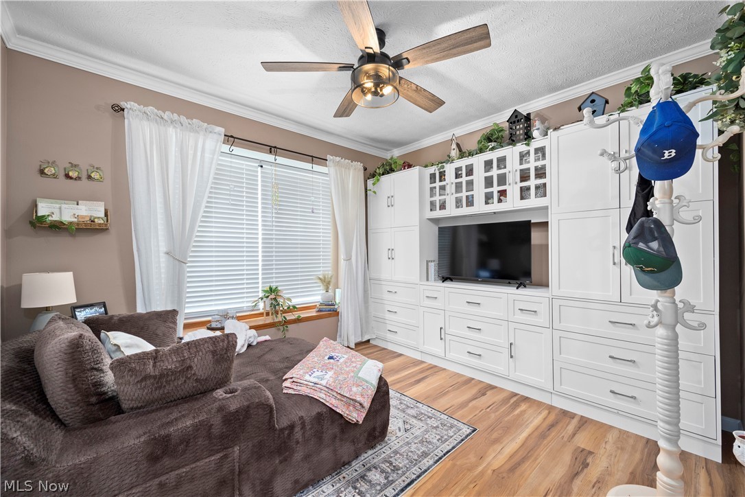 8020 Oak Tree Drive N Lorain OH 44053