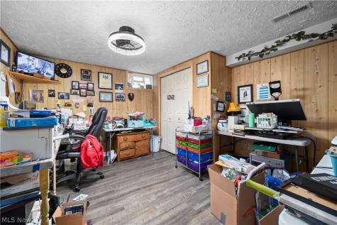8020 Oak Tree Drive N Lorain OH 44053