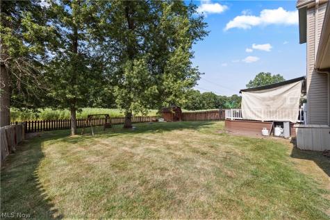 8020 Oak Tree Drive N Lorain OH 44053