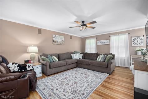 8020 Oak Tree Drive N Lorain OH 44053