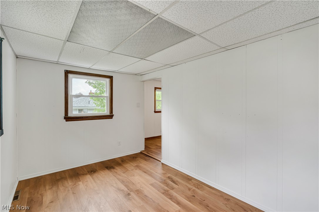 24 Deeringwood Drive New Middletown OH 44442