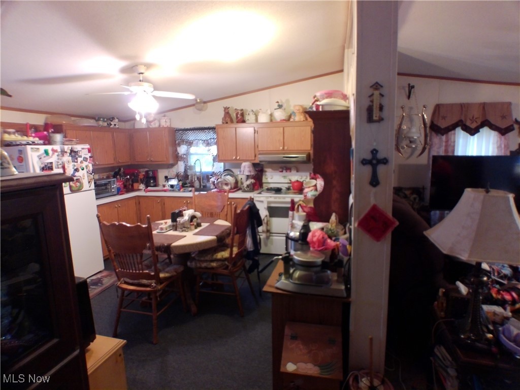 2022 Waterford Road East Palestine OH 44413