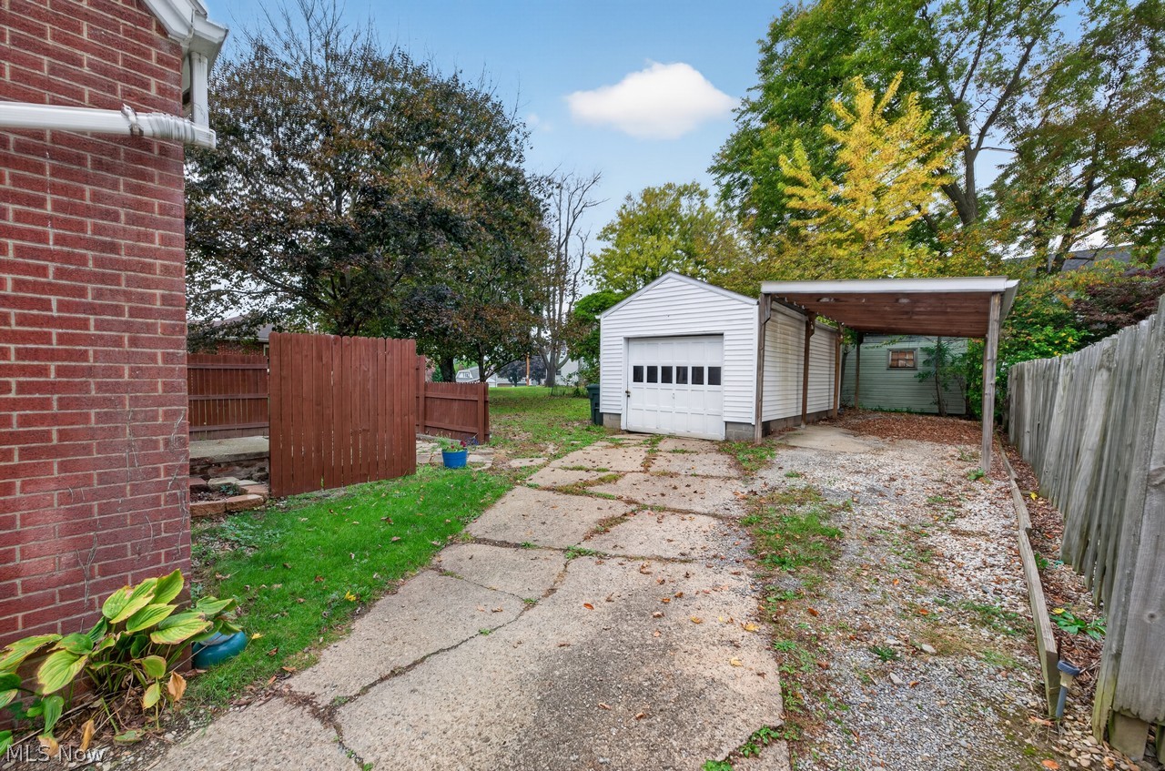 1113 27th Street NE Canton OH 44714