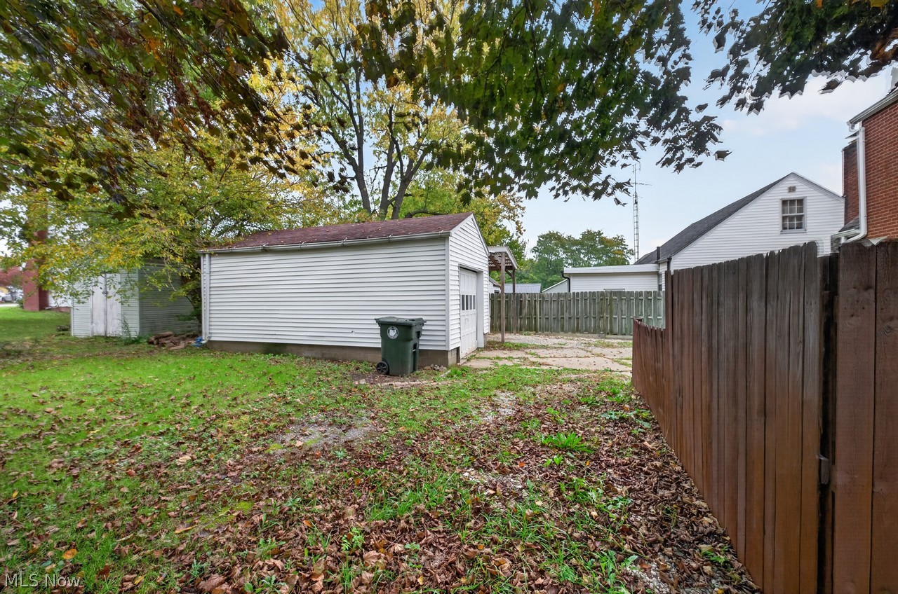 1113 27th Street NE Canton OH 44714