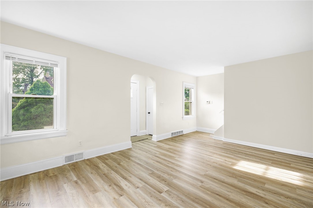 184 Edgehill Drive Akron OH 44312