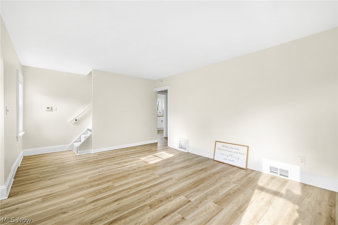 184 Edgehill Drive Akron OH 44312