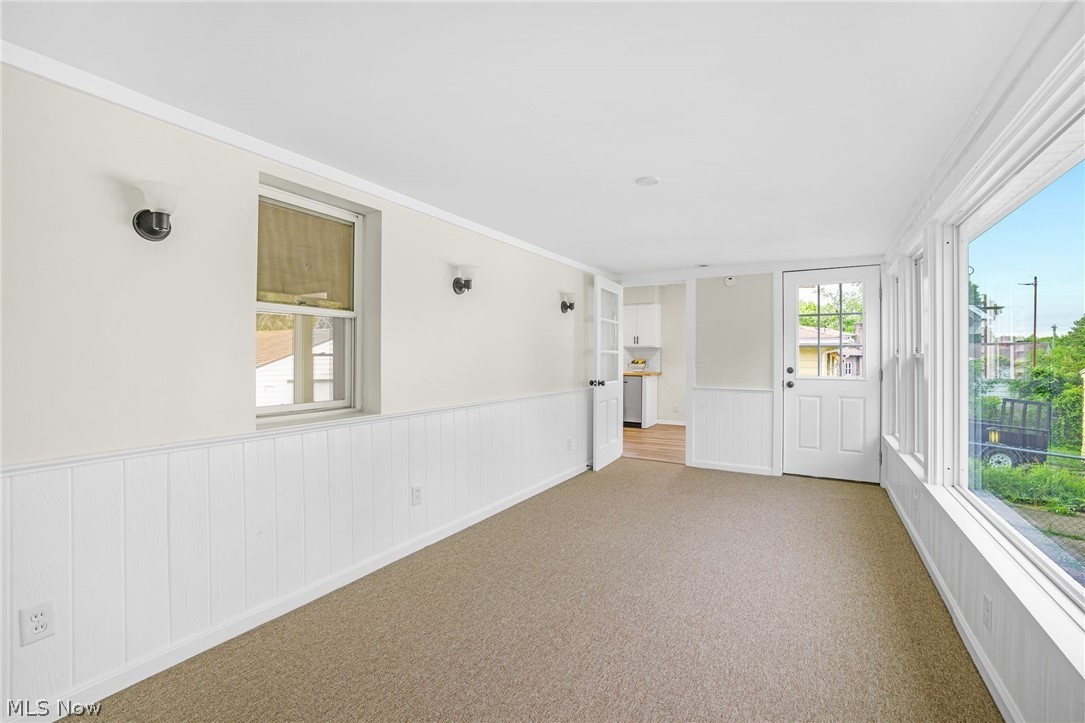 184 Edgehill Drive Akron OH 44312