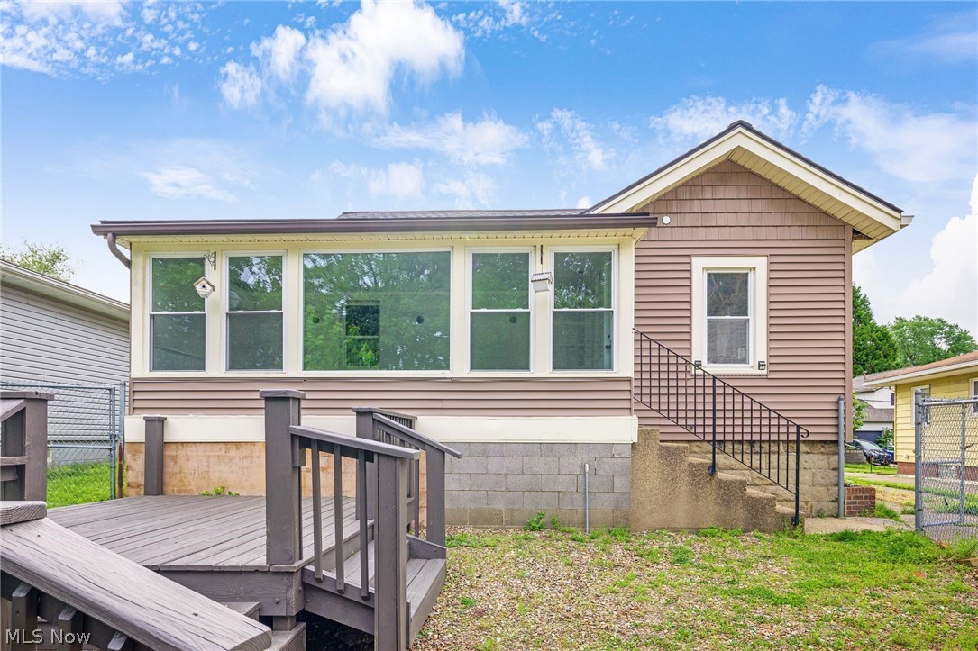 184 Edgehill Drive Akron OH 44312