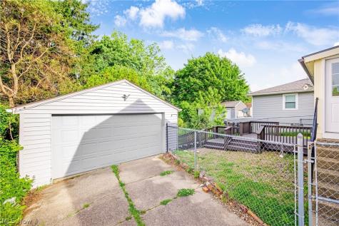 184 Edgehill Drive Akron OH 44312