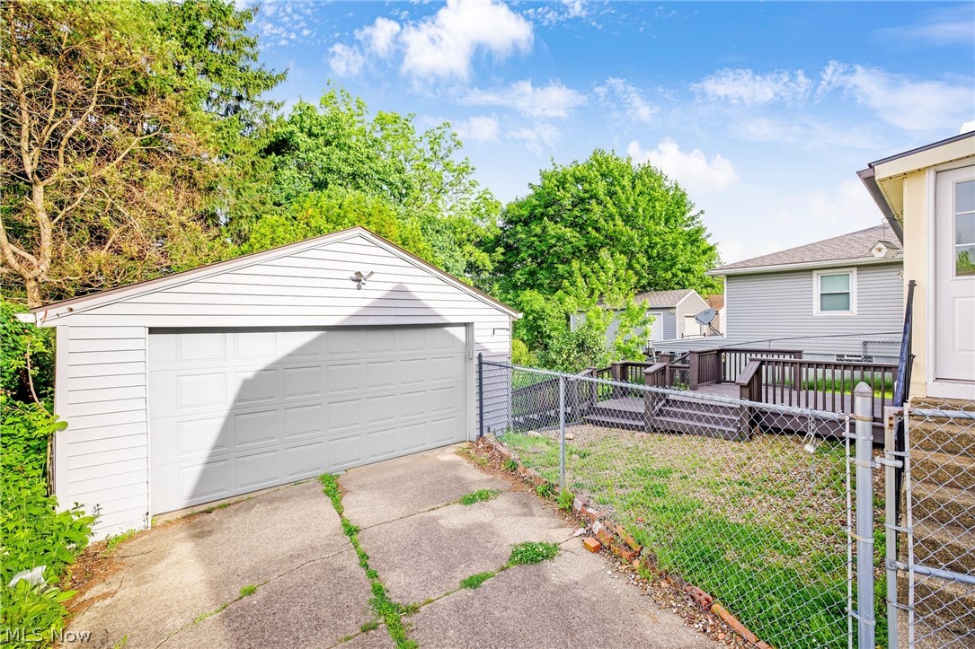 184 Edgehill Drive Akron OH 44312