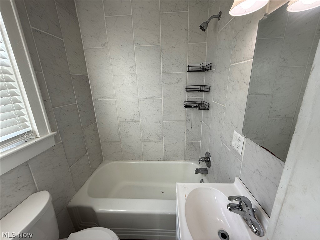1242 Ridge Avenue Steubenville OH 43952