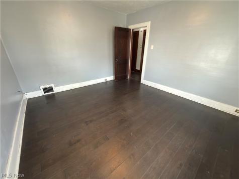 1242 Ridge Avenue Steubenville OH 43952