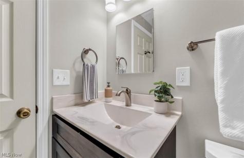 47 Southwick Drive Bedford OH 44146