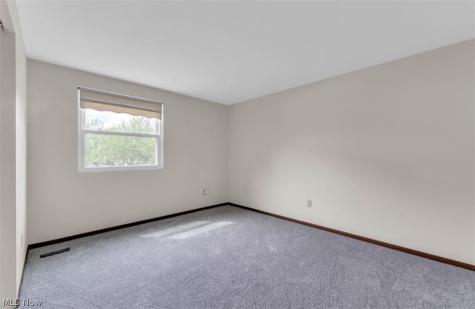 47 Southwick Drive Bedford OH 44146