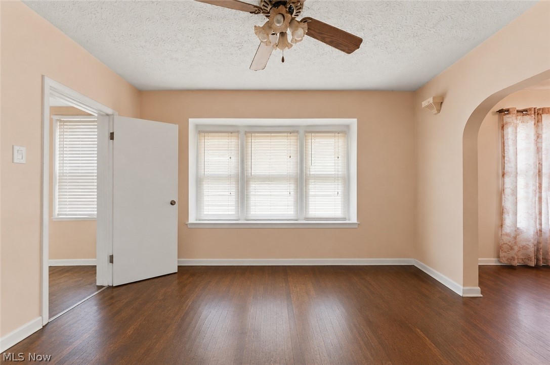 18914 Neff Road Cleveland OH 44119