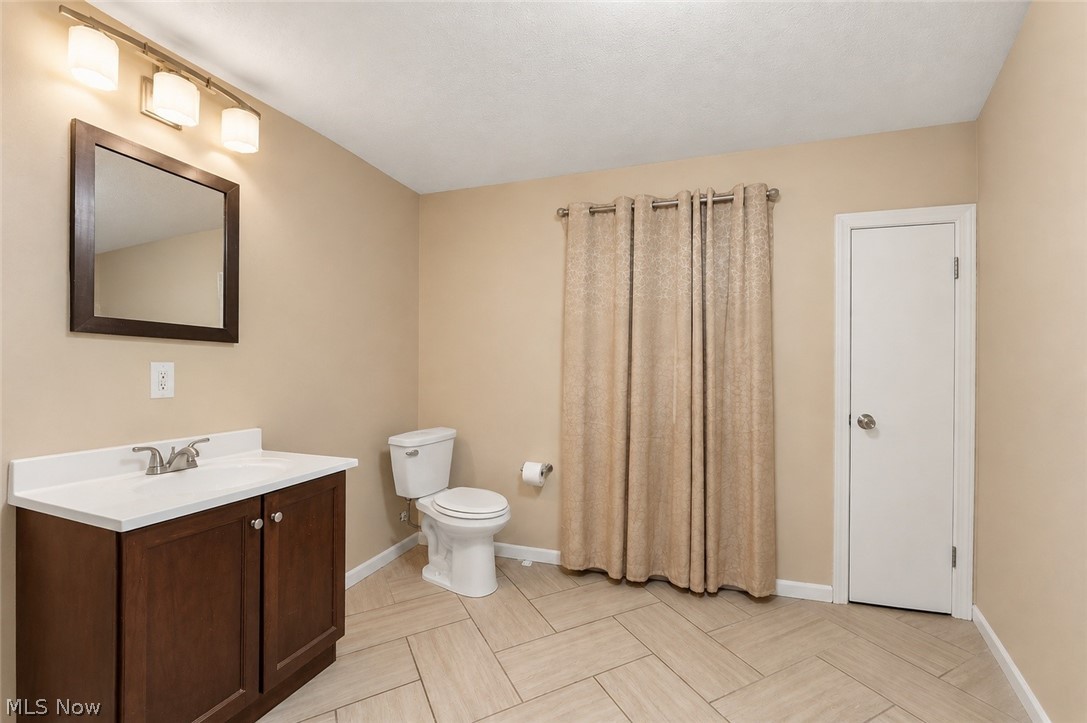 18914 Neff Road Cleveland OH 44119