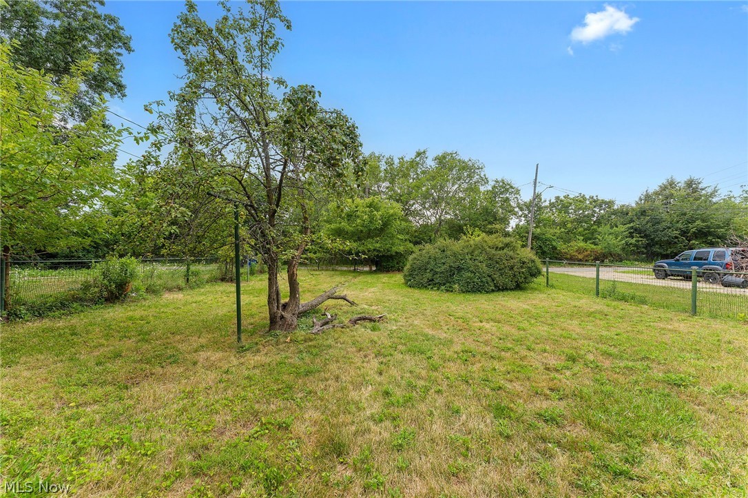 18914 Neff Road Cleveland OH 44119