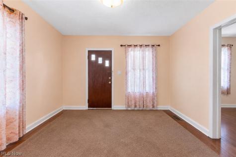 18914 Neff Road Cleveland OH 44119