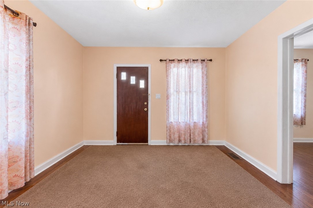 18914 Neff Road Cleveland OH 44119