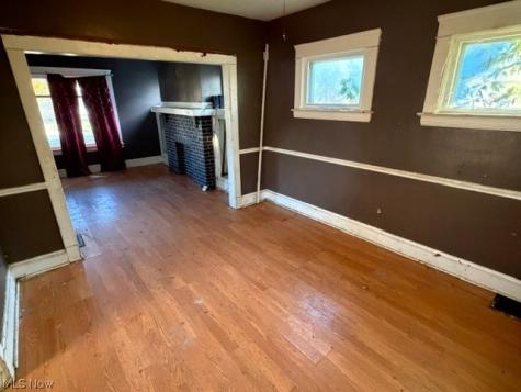 13606 Caine Avenue Cleveland OH 44105