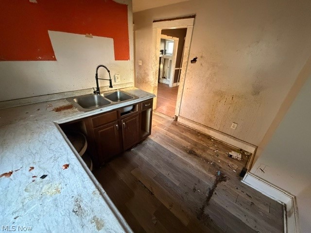 13606 Caine Avenue Cleveland OH 44105