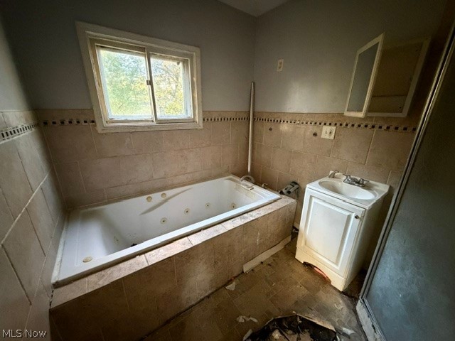13606 Caine Avenue Cleveland OH 44105