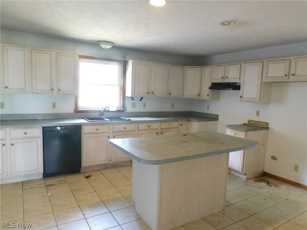1480 State Route 307 W Jefferson OH 44047