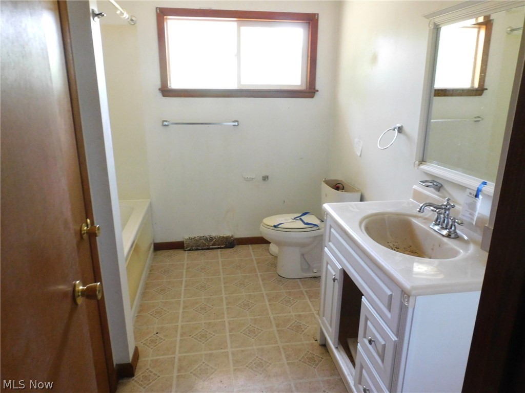 1480 State Route 307 W Jefferson OH 44047