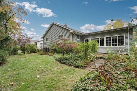 2090 Marshfield Road Mayfield Heights OH 44124