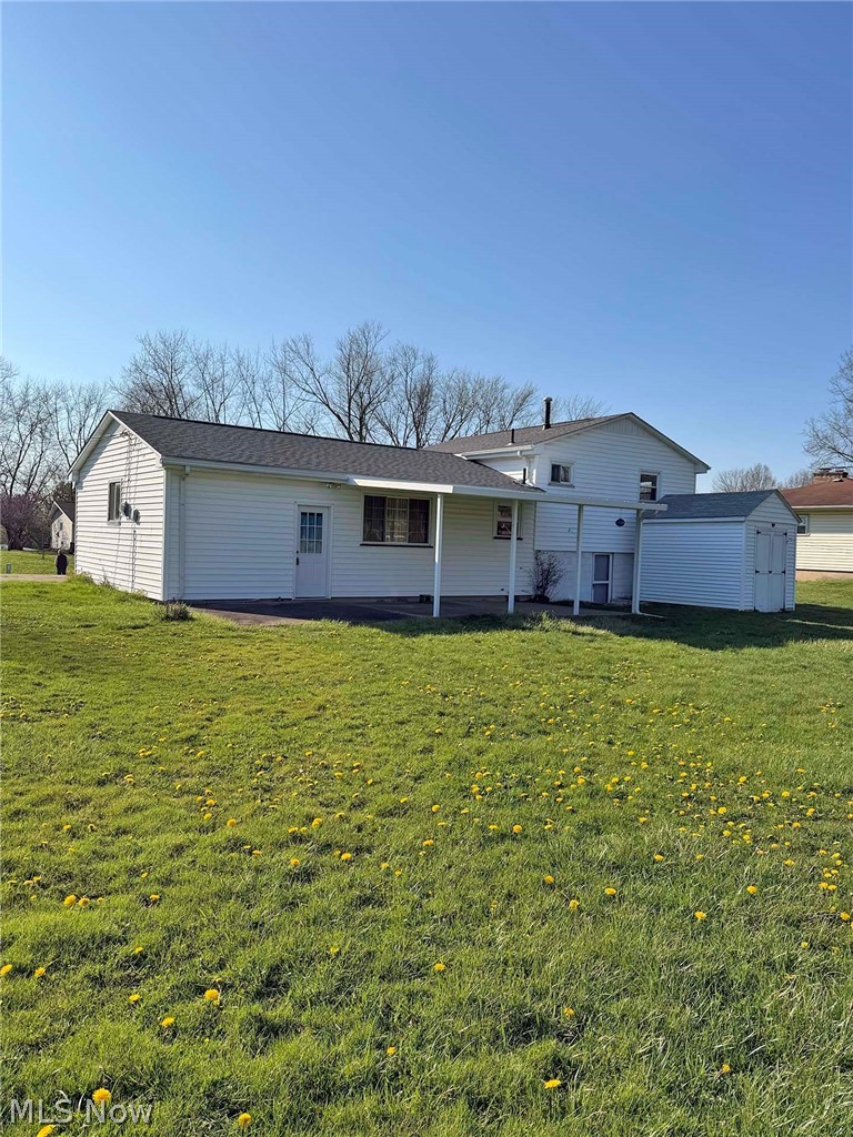 7090 Hillridge Avenue NE Canton OH 44721