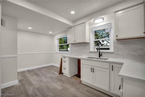 3654 Winchell Road Shaker Heights OH 44122