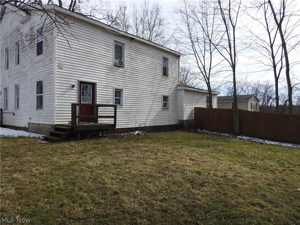 16177 Center Street Middlefield OH 44062