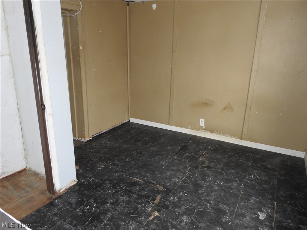 16177 Center Street Middlefield OH 44062