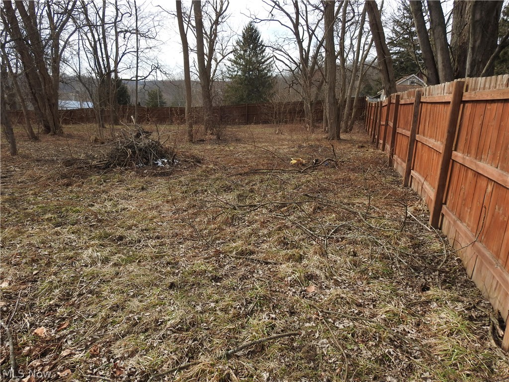 16177 Center Street Middlefield OH 44062