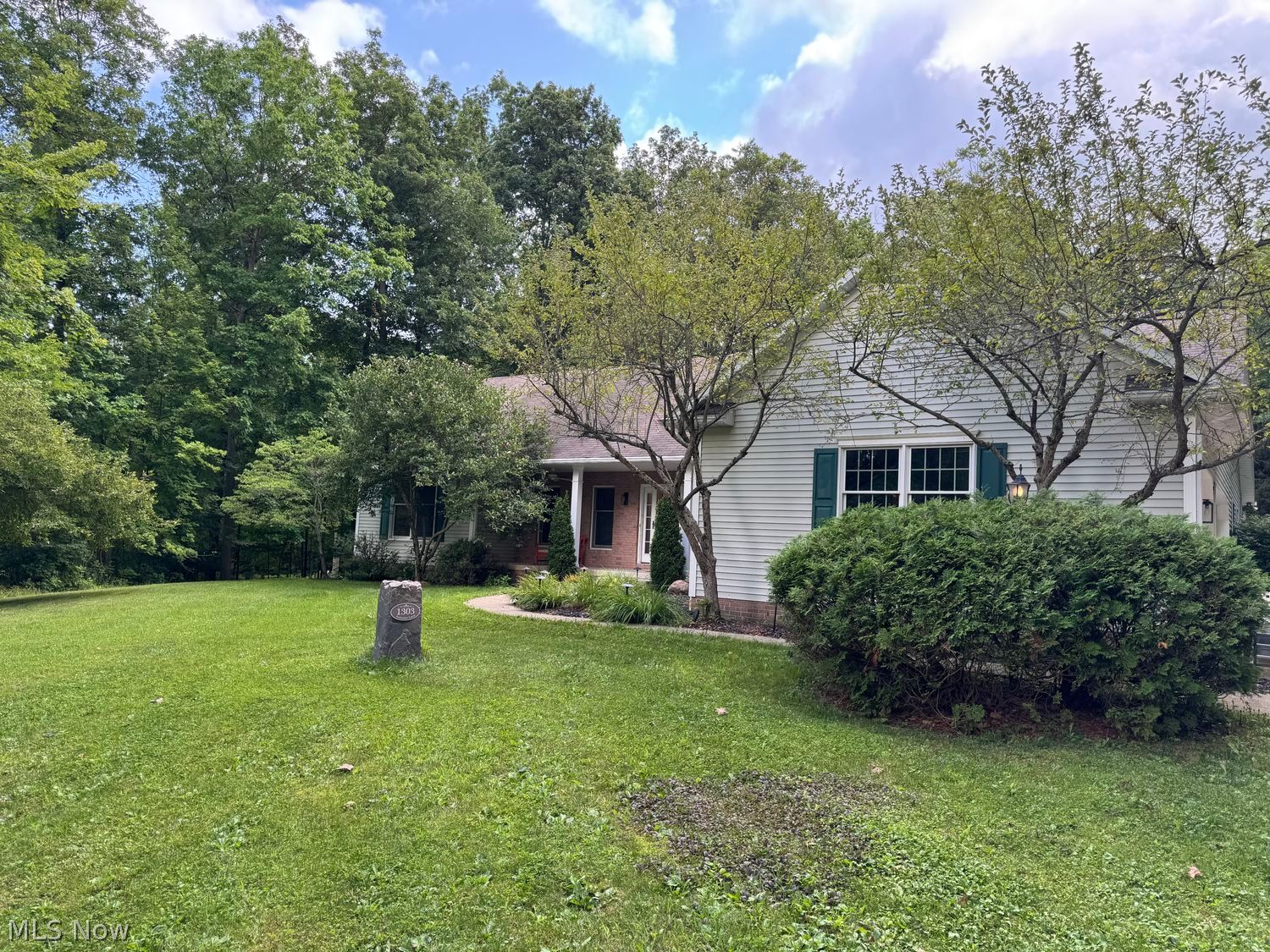 1303 Autumn Lane Akron OH 44333