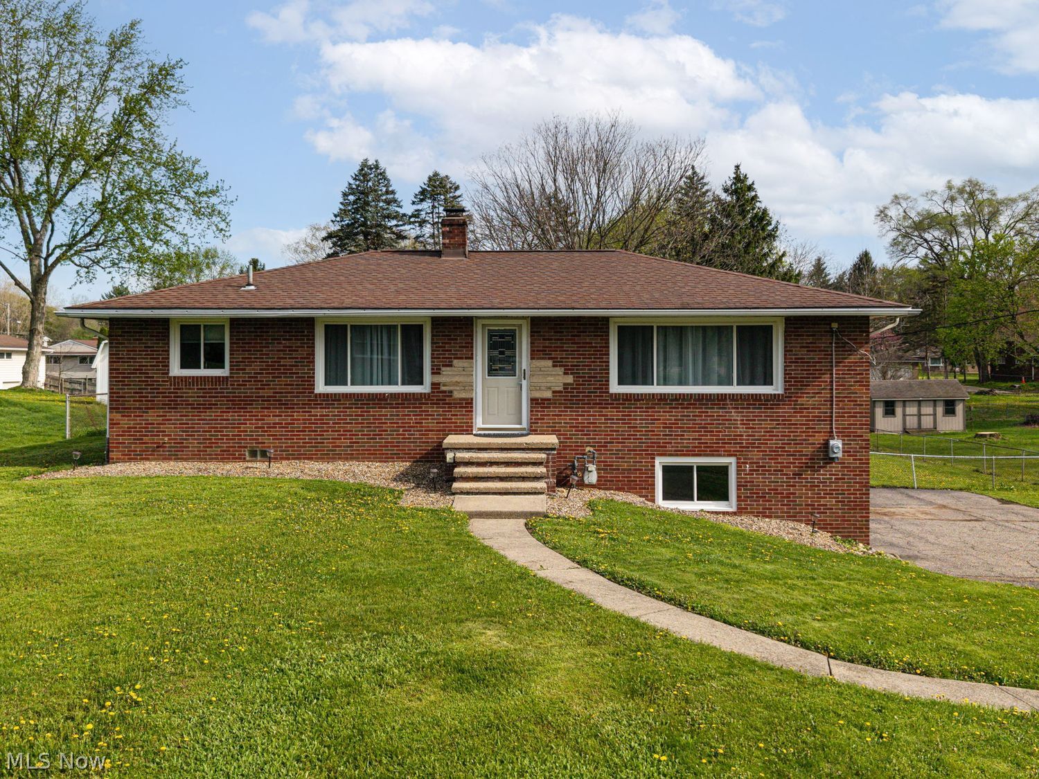 12881 Sunset Circle NW Uniontown OH 44685