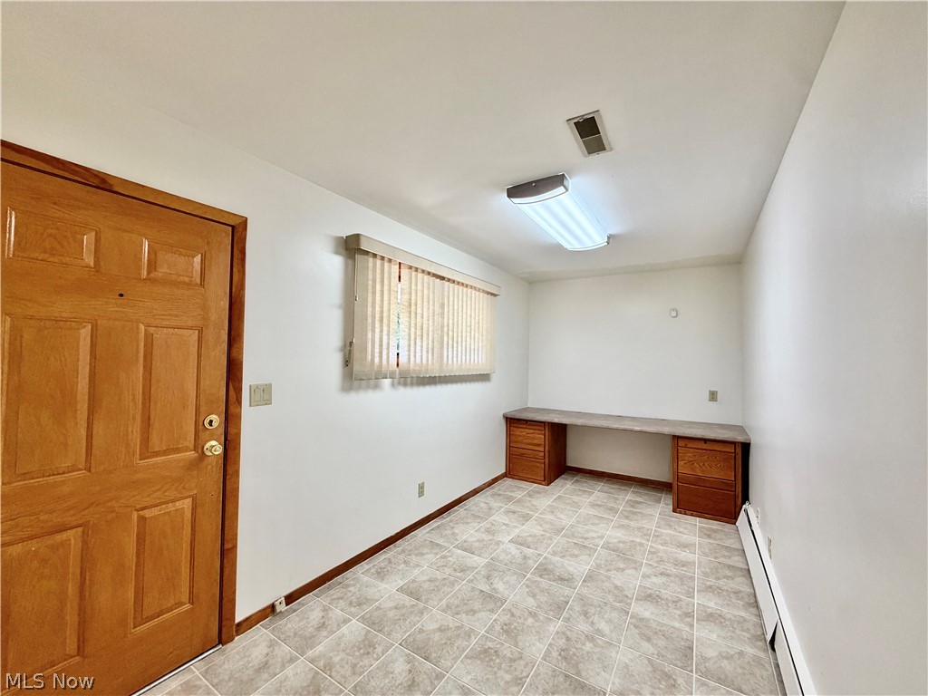 1050 Melwood Drive NE Warren OH 44483
