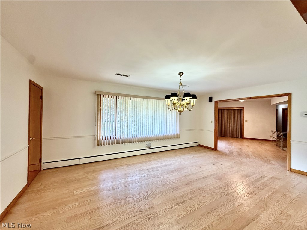 1050 Melwood Drive NE Warren OH 44483