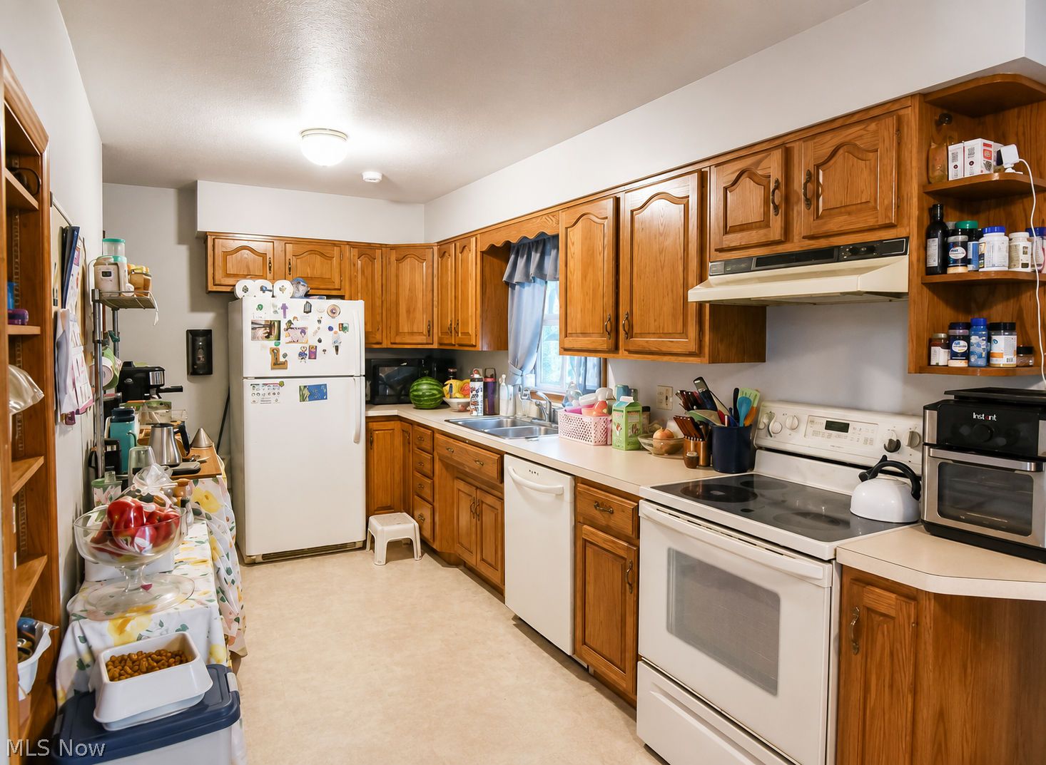 2308 W 16th Street Saybrook OH 44004