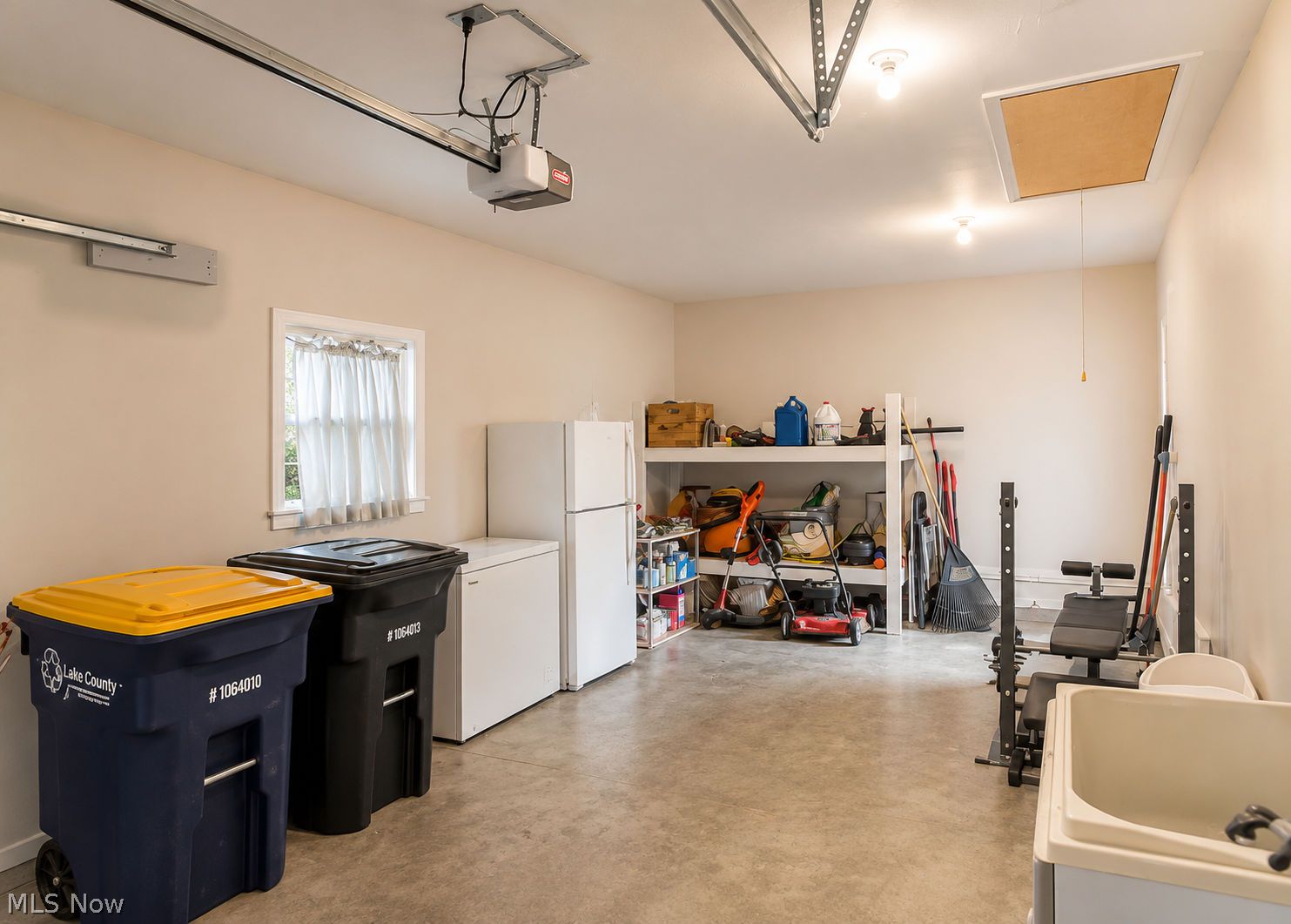 2308 W 16th Street Saybrook OH 44004