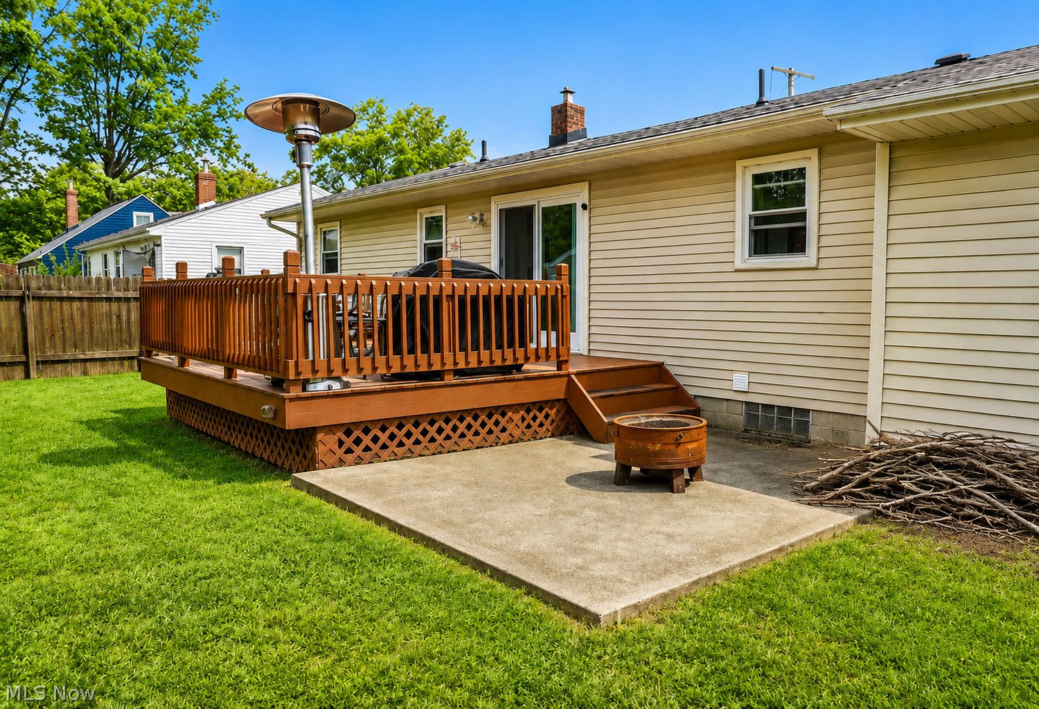 2308 W 16th Street Saybrook OH 44004