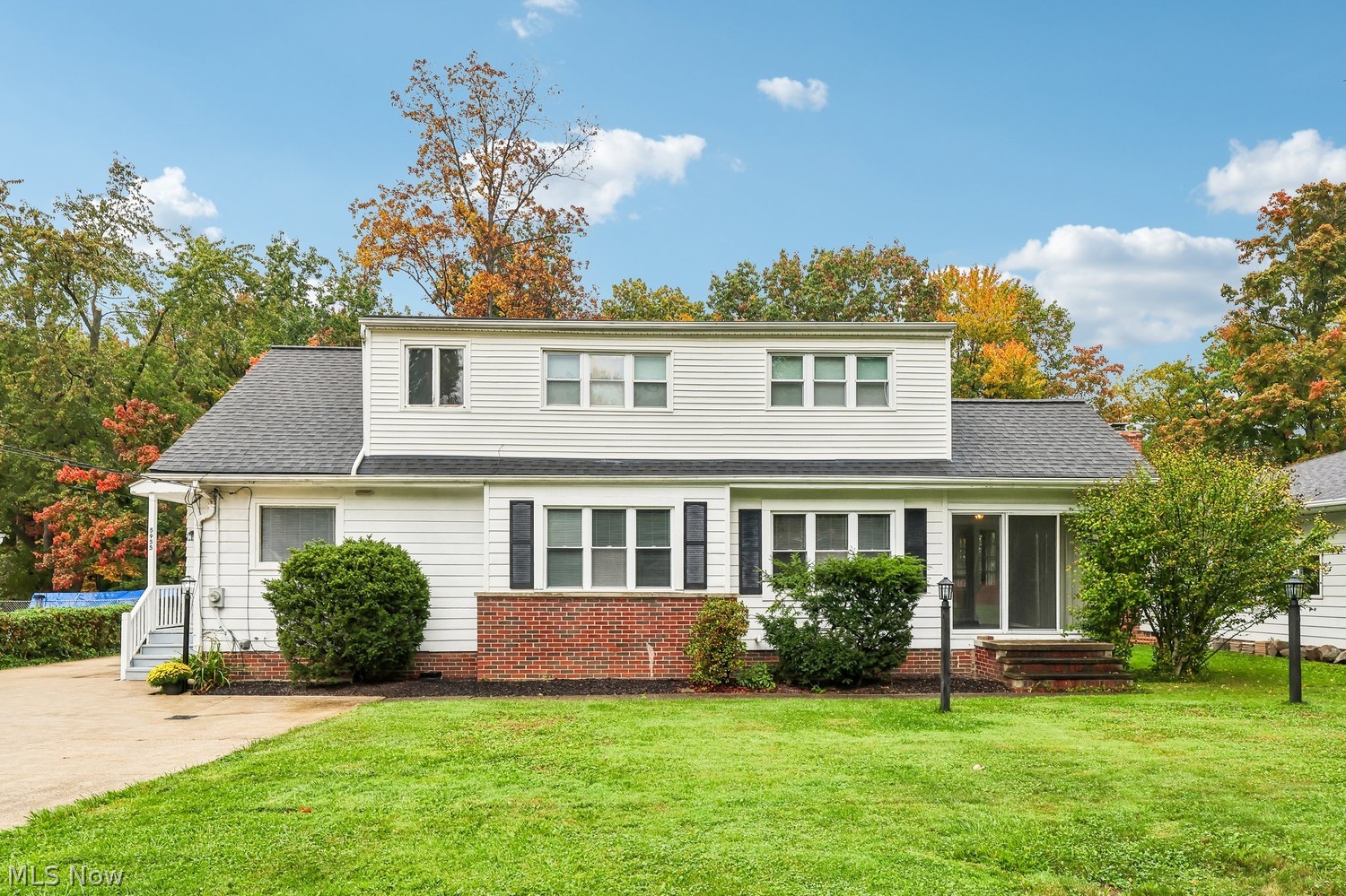5955 Ridgebury Boulevard Highland Heights OH 44124