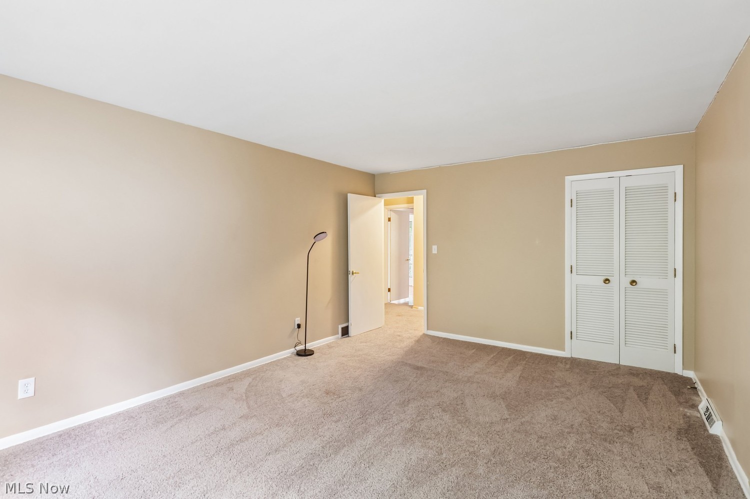 5955 Ridgebury Boulevard Highland Heights OH 44124