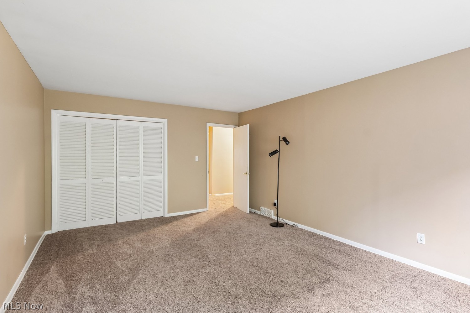 5955 Ridgebury Boulevard Highland Heights OH 44124