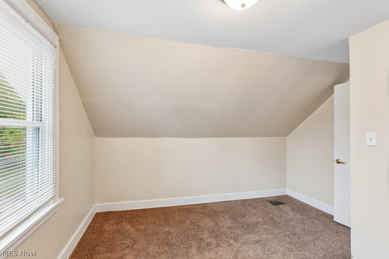 5955 Ridgebury Boulevard Highland Heights OH 44124