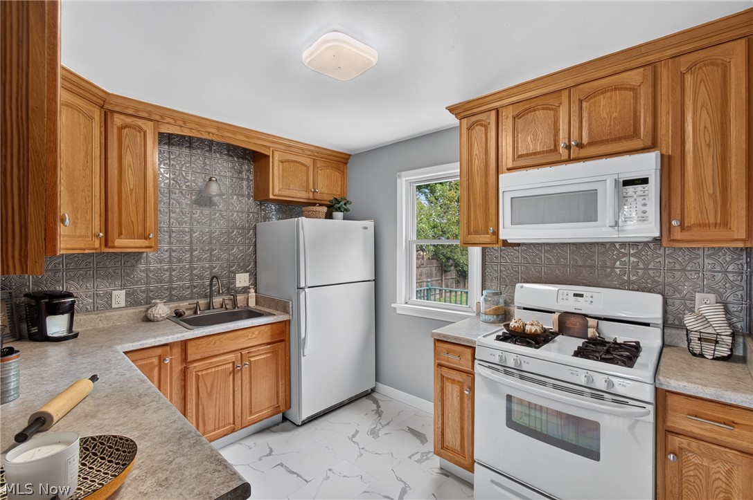 1308 Manor Avenue SW Canton OH 44710