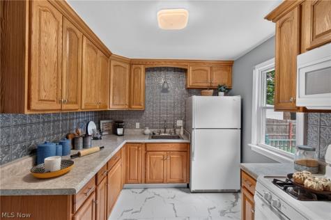 1308 Manor Avenue SW Canton OH 44710