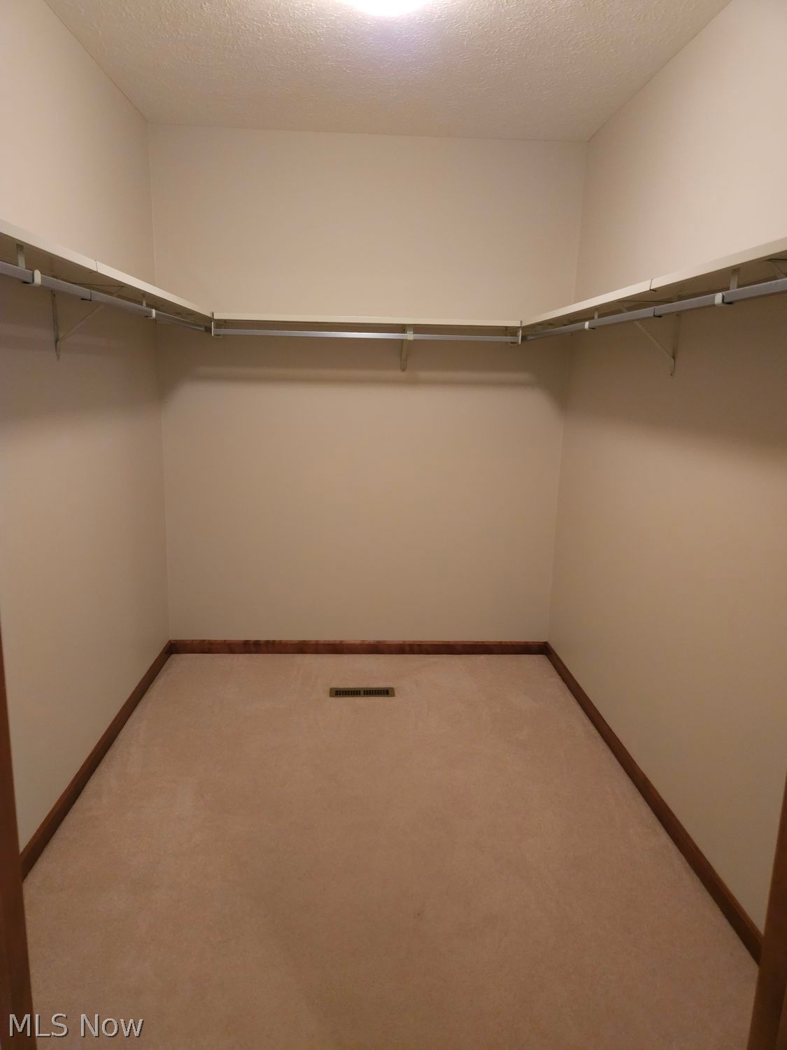 578 Memory Lane Wooster OH 44691