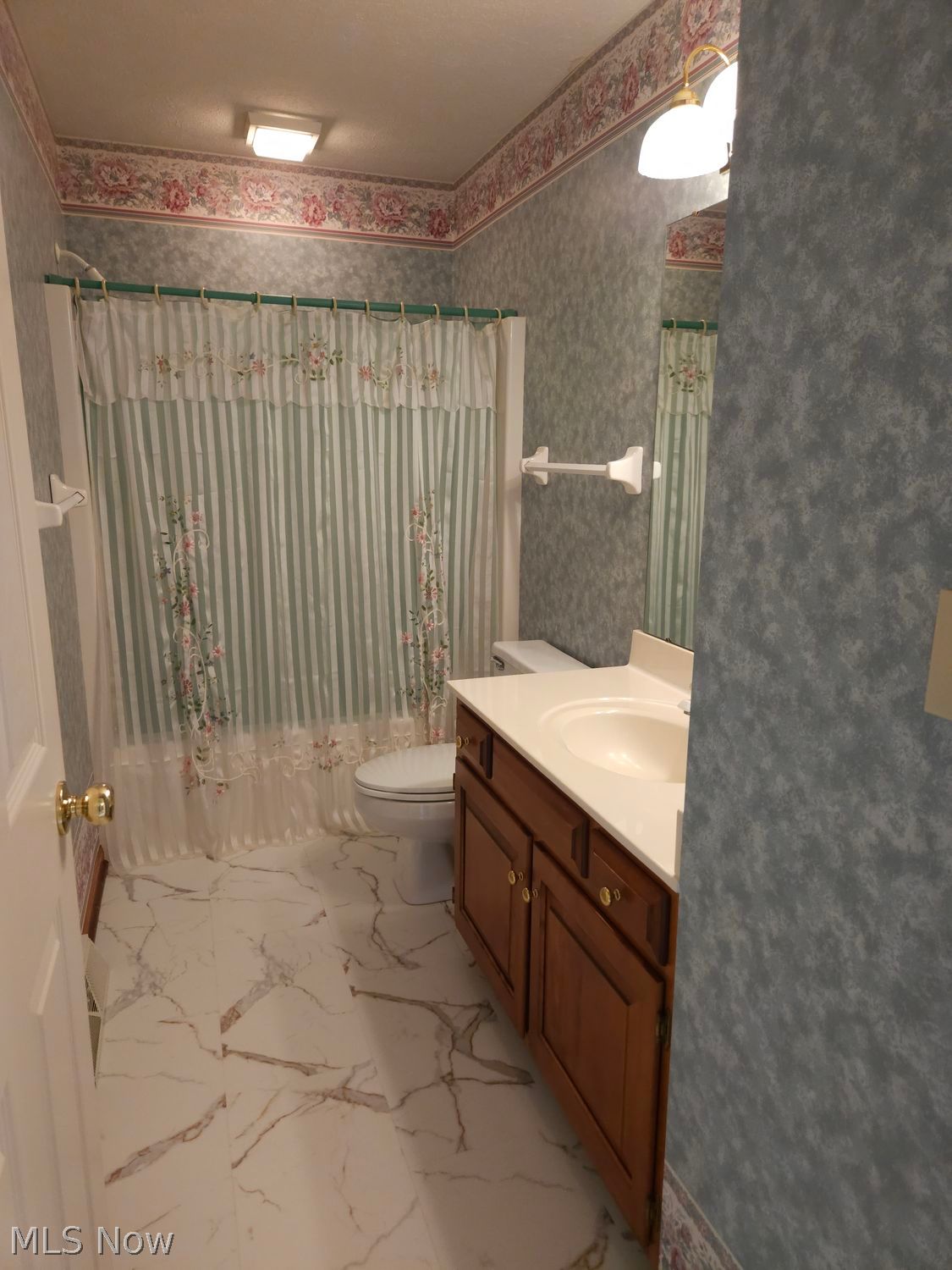 578 Memory Lane Wooster OH 44691