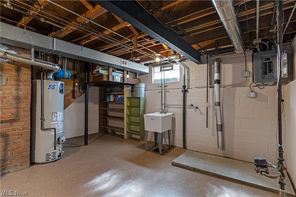 6209 Archmere Avenue Brooklyn OH 44144